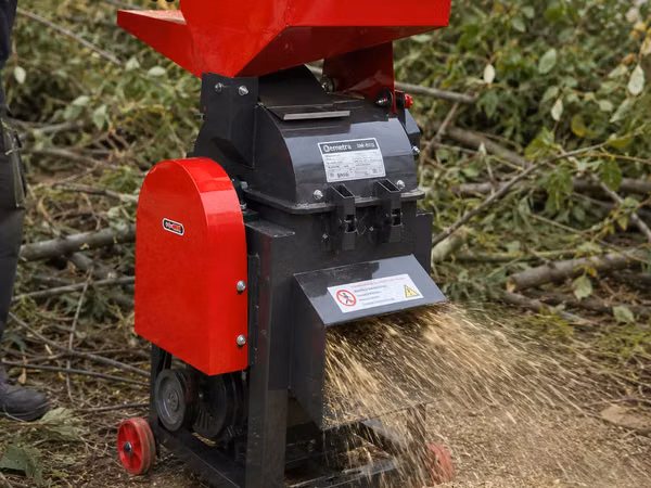 Измельчитель кормов и зерна Demetra DM-800
