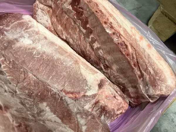 Грудинку свиную б/к уценка просрок