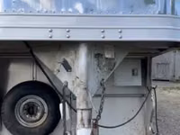1995 Featherlite Trailers 8546 Gooseneck Horse Trailer — الصورة 3