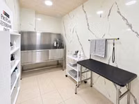 Baytarlıq klinikasında, heyvan baxımı və yuyulması üçün tam təchiz — foto 2