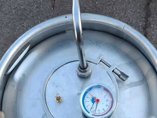 Aparat pentru tuica / самогонный аппарат